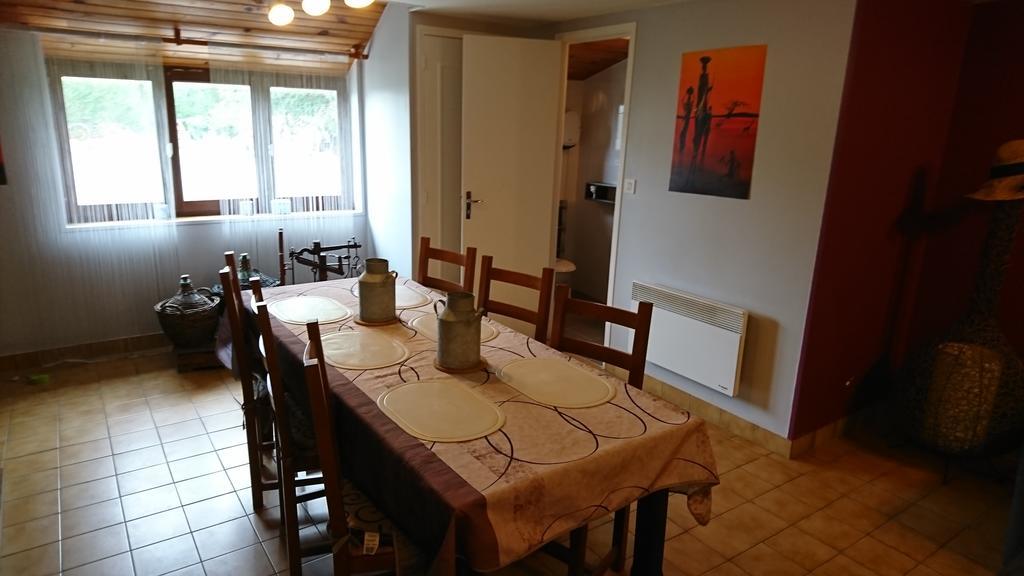 Gites De L'Archange Courtils Экстерьер фото